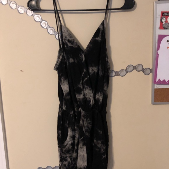 Black and White tie dye romper - Picture 2 of 3